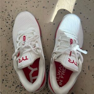 Used - Women's CXT-2 Trainer